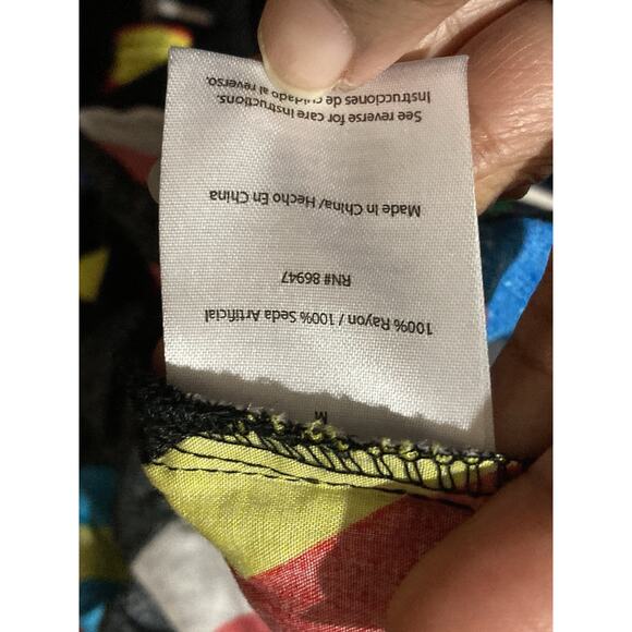 CHEMISTRY NASA Country Flags All Over Print Button Up Shirt sz Medium - Picture 3 of 8